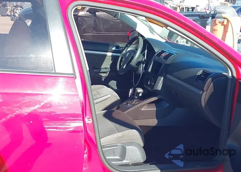 2009 Volkswagen Jetta S z USA, uszkodzony, nr VIN 3VWJM71K49M028697